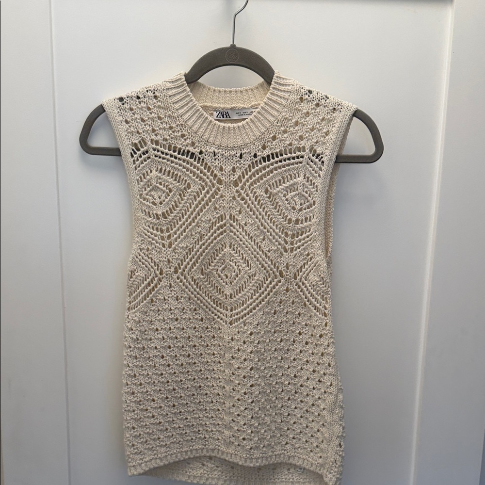 Zara Beige Sleeveless Crochet Top